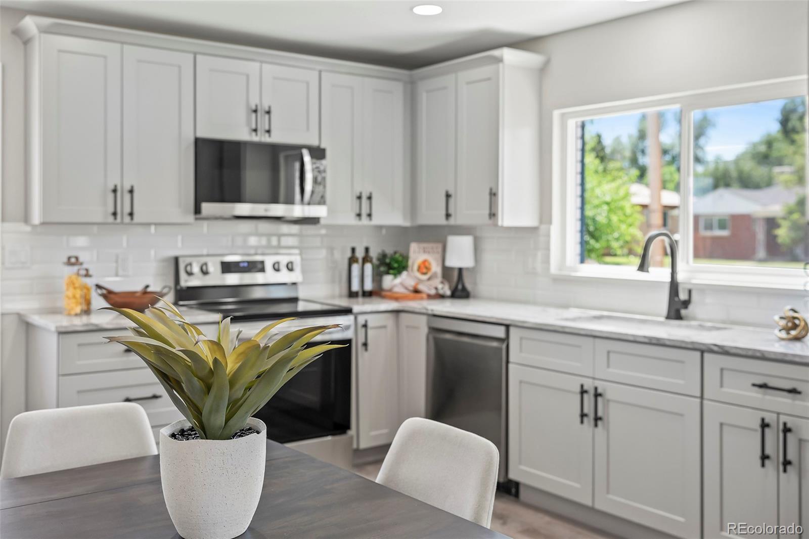 MLS Image #11 for 4903 w 11th avenue,denver, Colorado