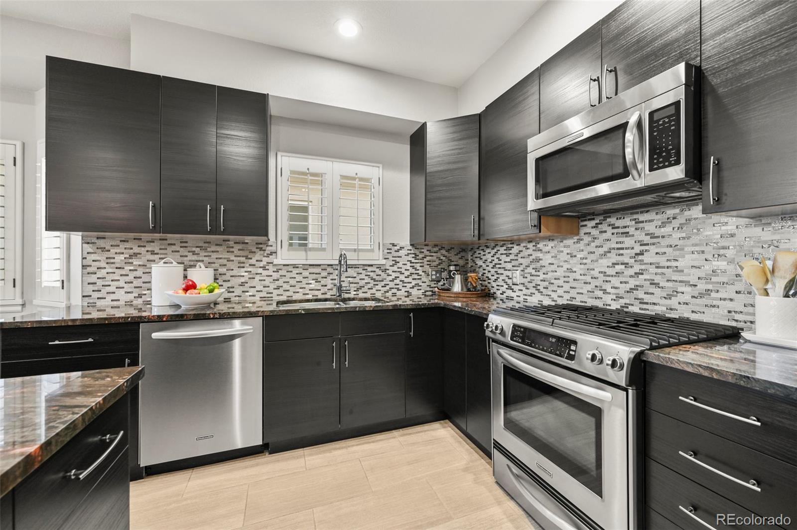 MLS Image #14 for 10793  alcott way,denver, Colorado