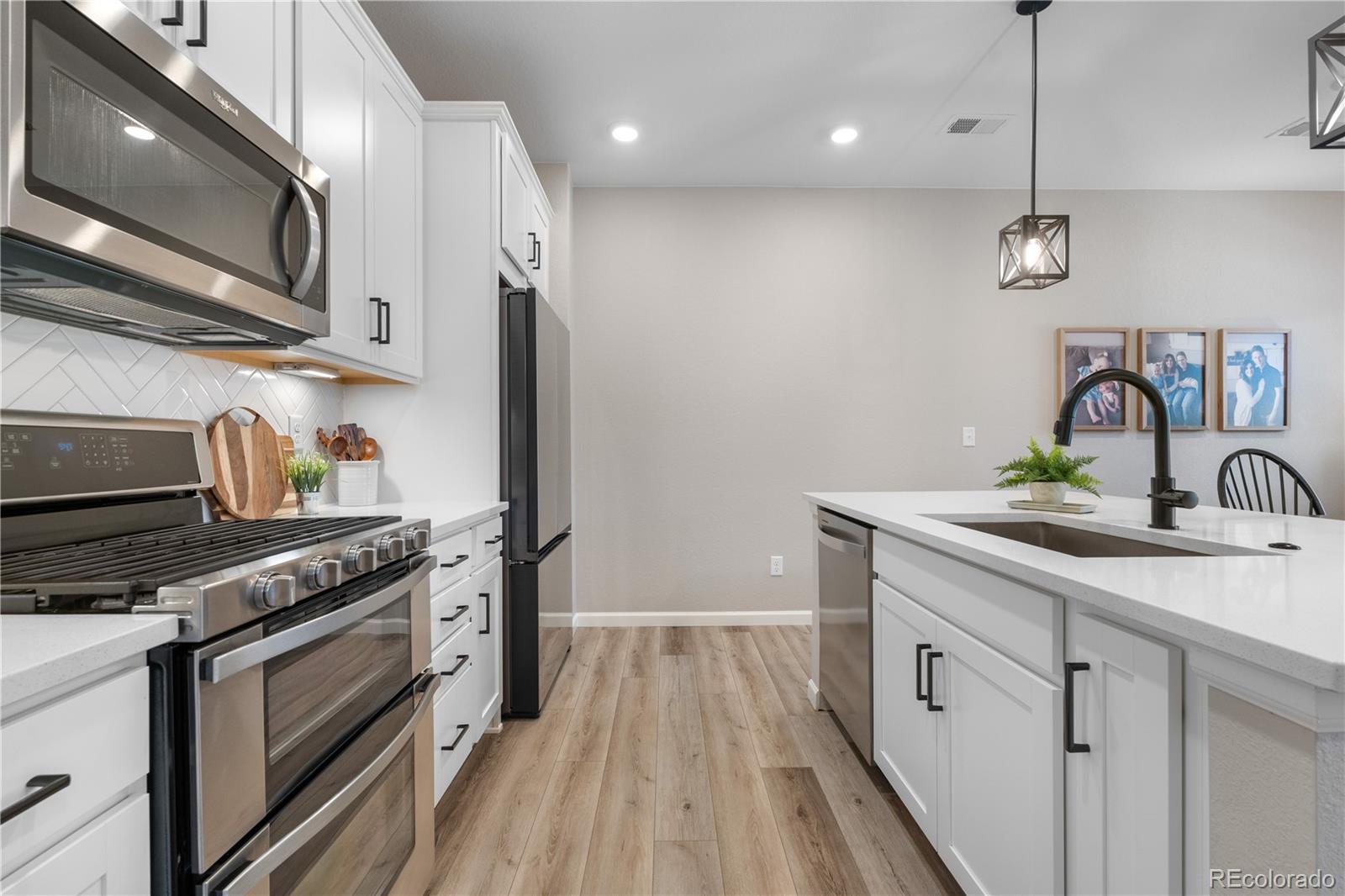 MLS Image #17 for 8024  sterling ranch avenue c,littleton, Colorado
