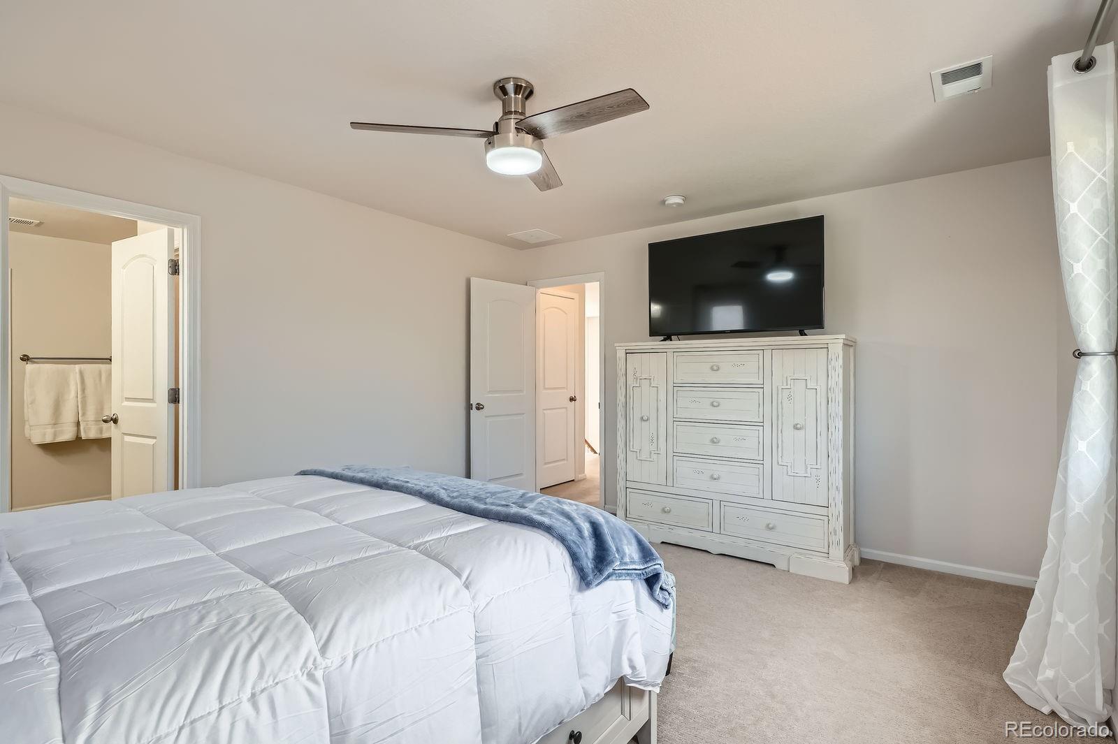 MLS Image #12 for 21837 e stanford circle,aurora, Colorado