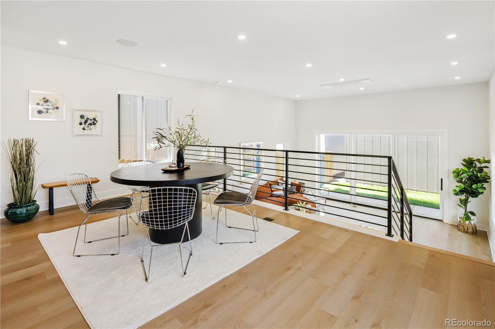 MLS Image #13 for 3295  lawrence street,denver, Colorado