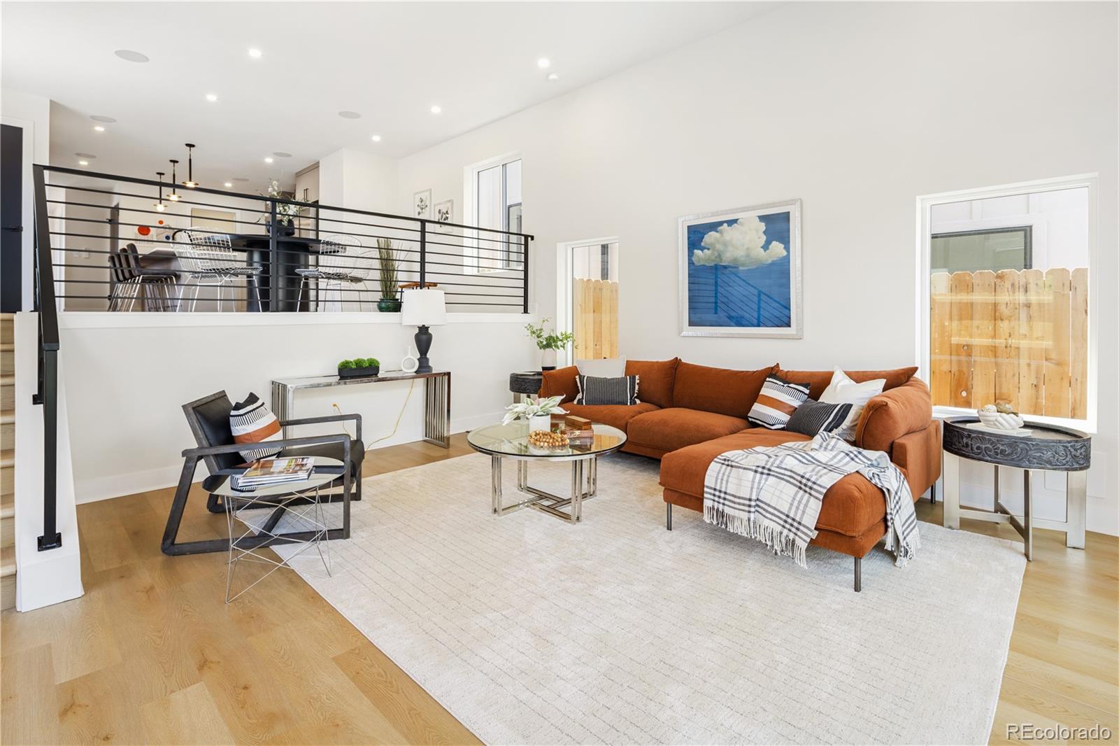 MLS Image #4 for 3295  lawrence street,denver, Colorado