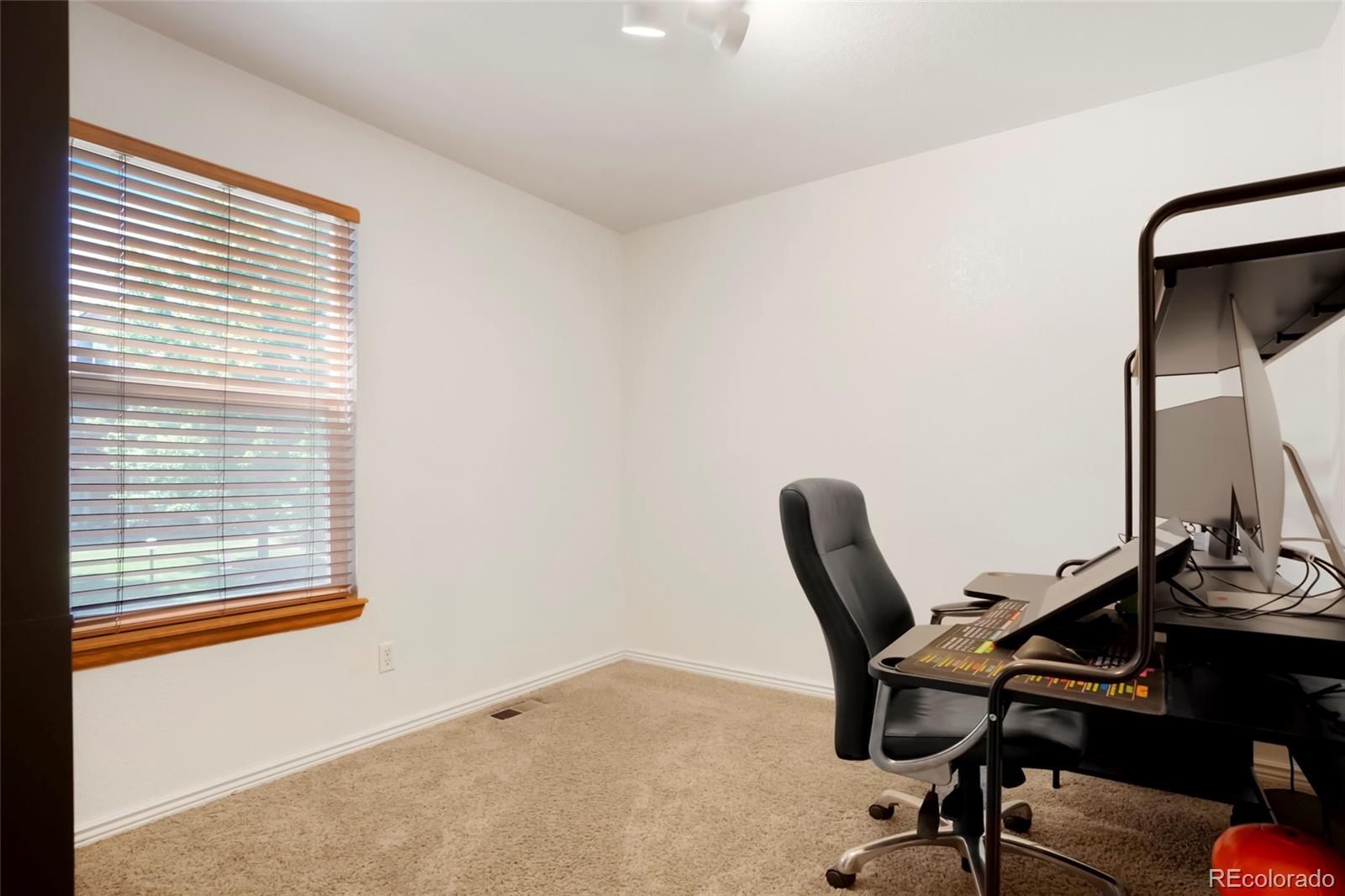 MLS Image #13 for 7520 w coal mine avenue,littleton, Colorado