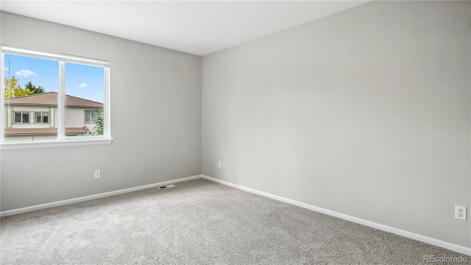 MLS Image #15 for 4458  lyndenwood point,highlands ranch, Colorado
