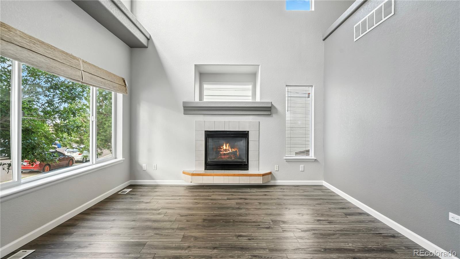 MLS Image #2 for 4458  lyndenwood point,highlands ranch, Colorado