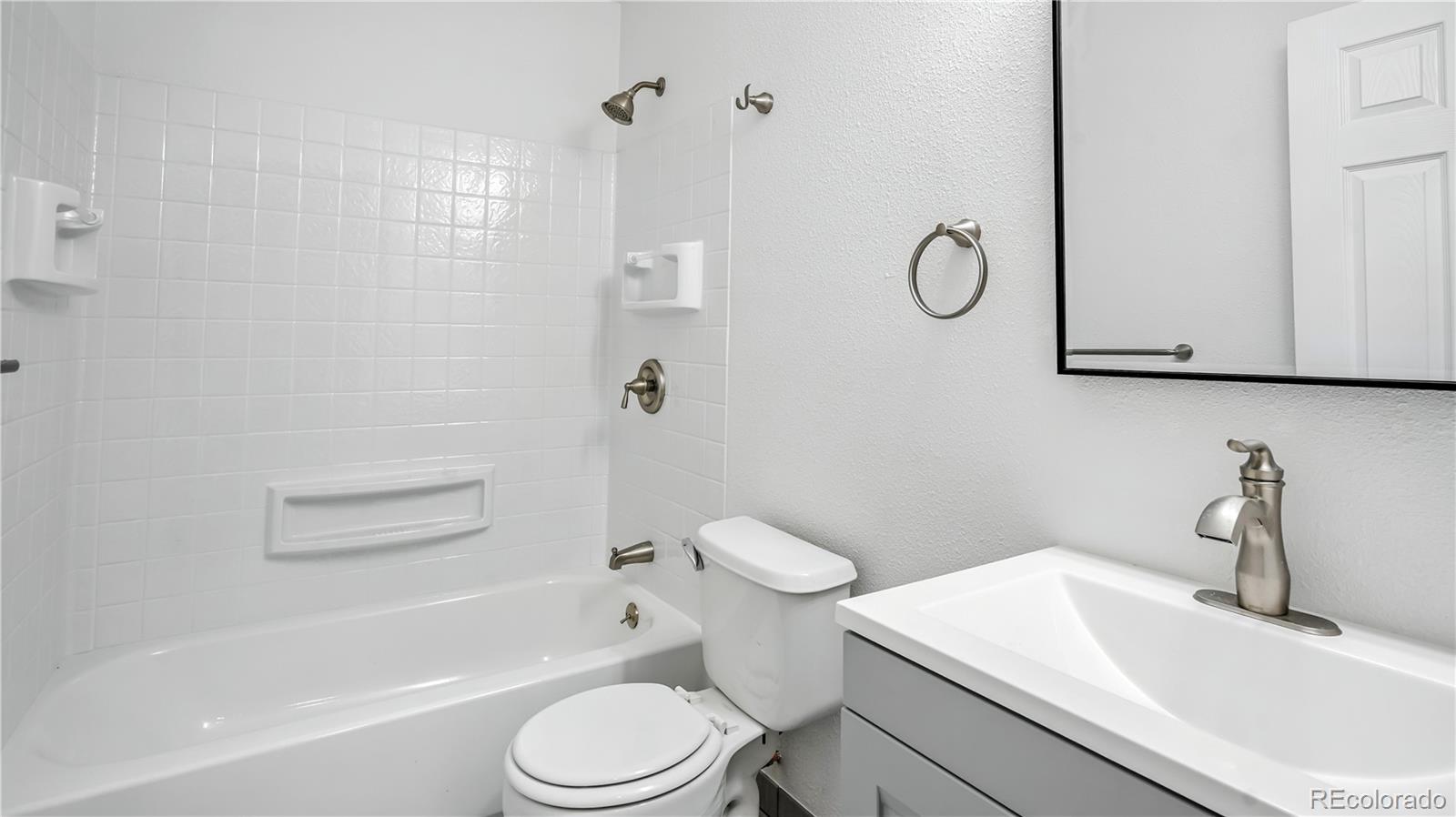 MLS Image #25 for 4458  lyndenwood point,highlands ranch, Colorado
