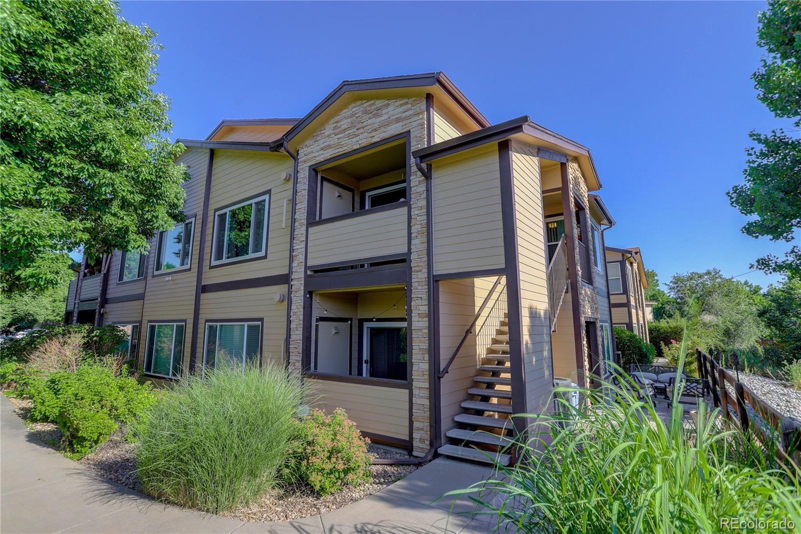 MLS Image #1 for 4875 s balsam way,littleton, Colorado
