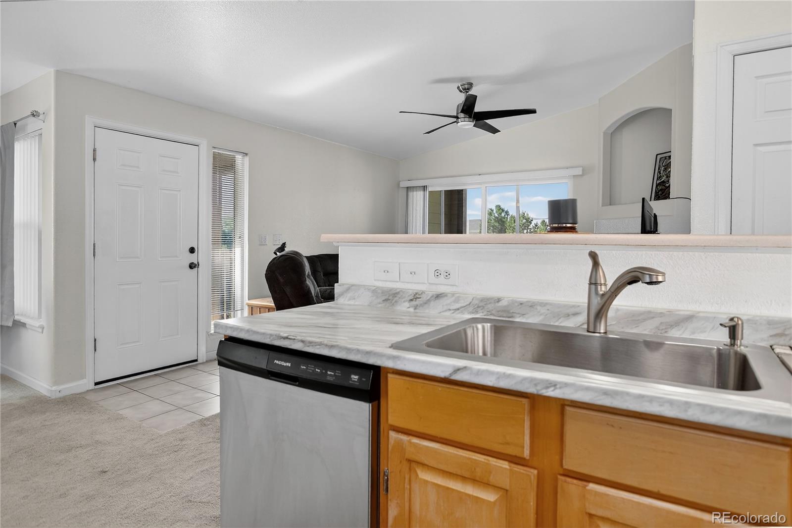 MLS Image #10 for 4875 s balsam way,littleton, Colorado