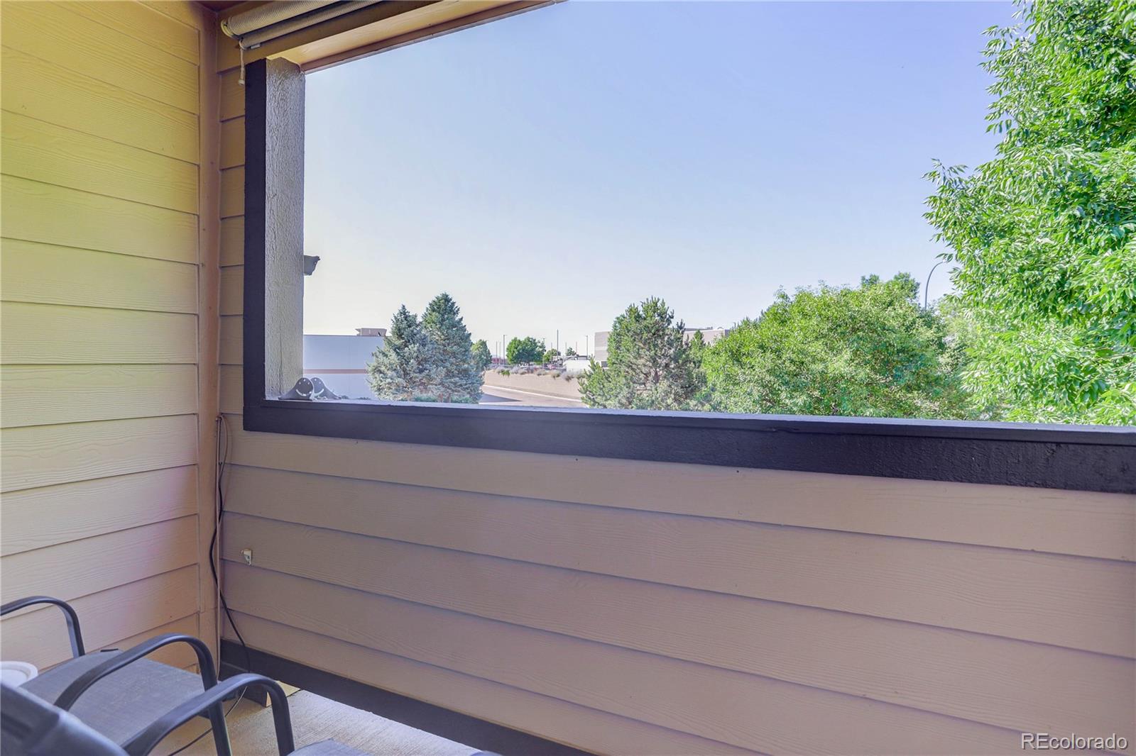 MLS Image #4 for 4875 s balsam way,littleton, Colorado