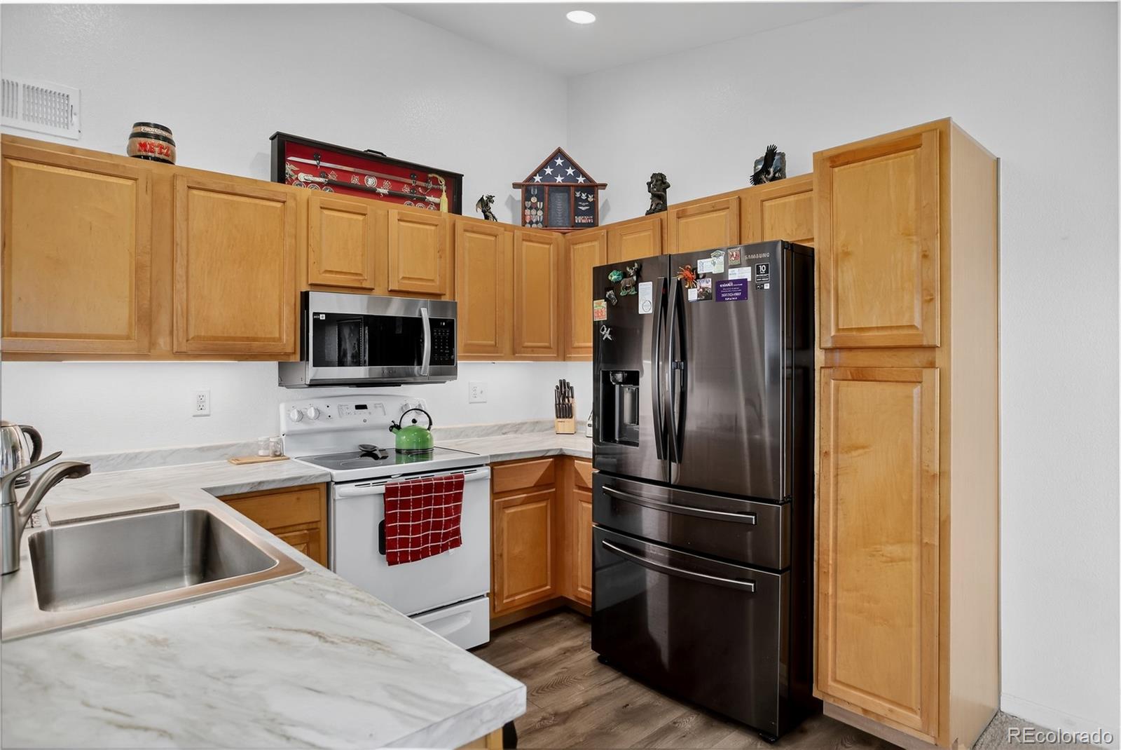 MLS Image #8 for 4875 s balsam way,littleton, Colorado