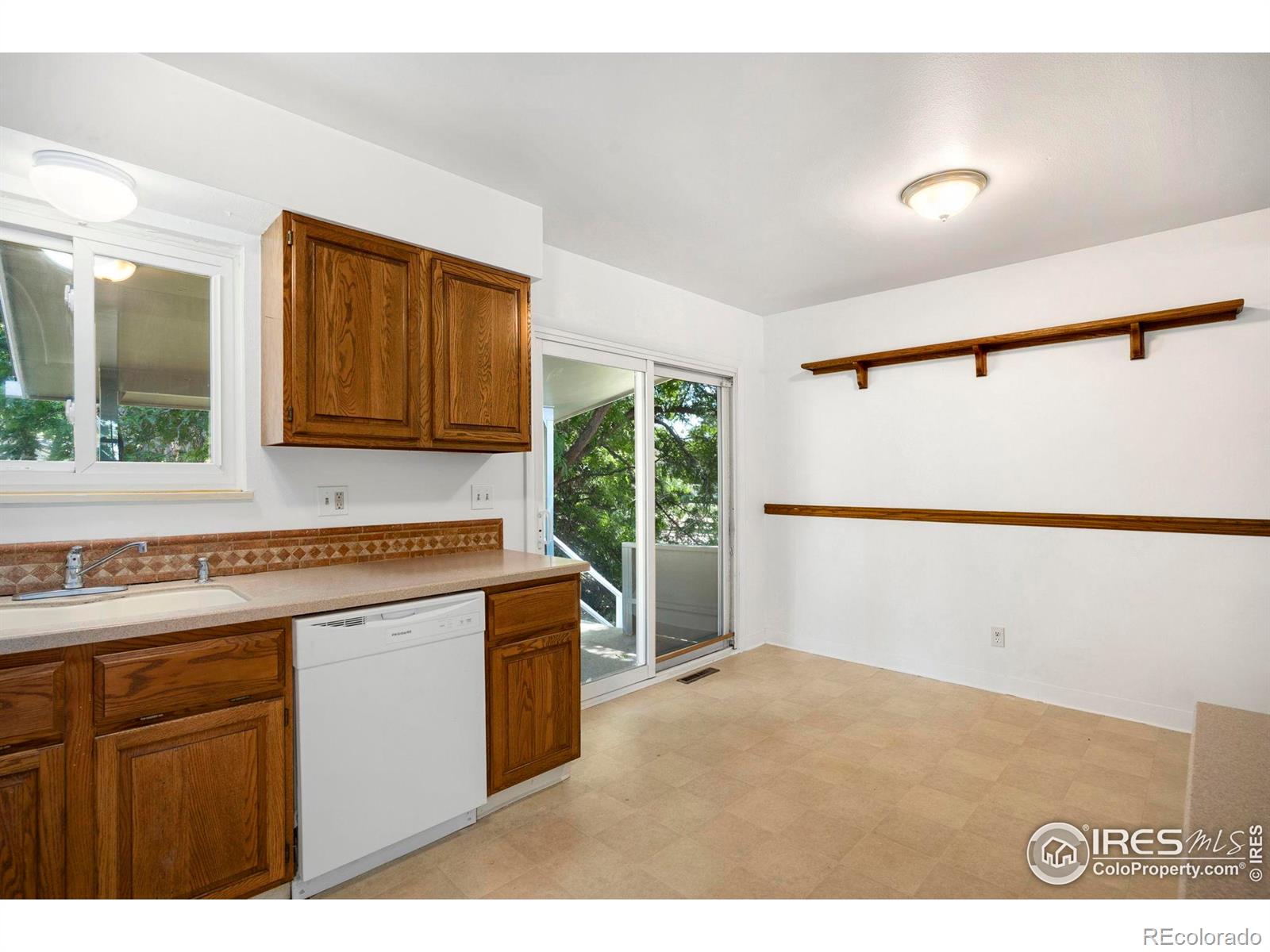 MLS Image #6 for 300 w swallow road,fort collins, Colorado
