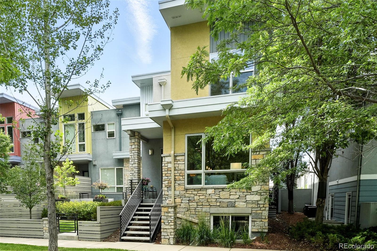 CMA Image for 912  Confidence Drive,Longmont, Colorado