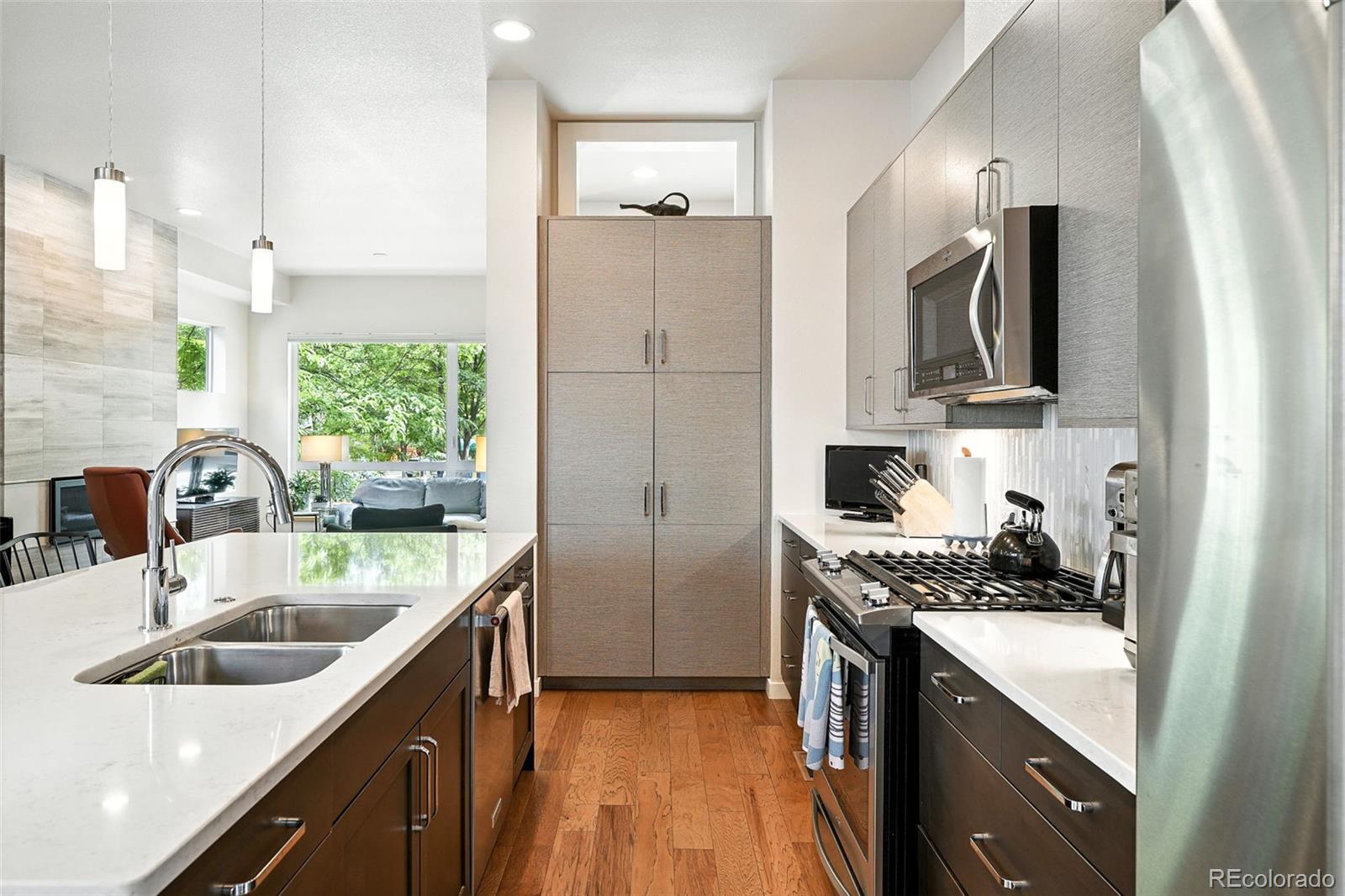 MLS Image #10 for 912  confidence drive,longmont, Colorado