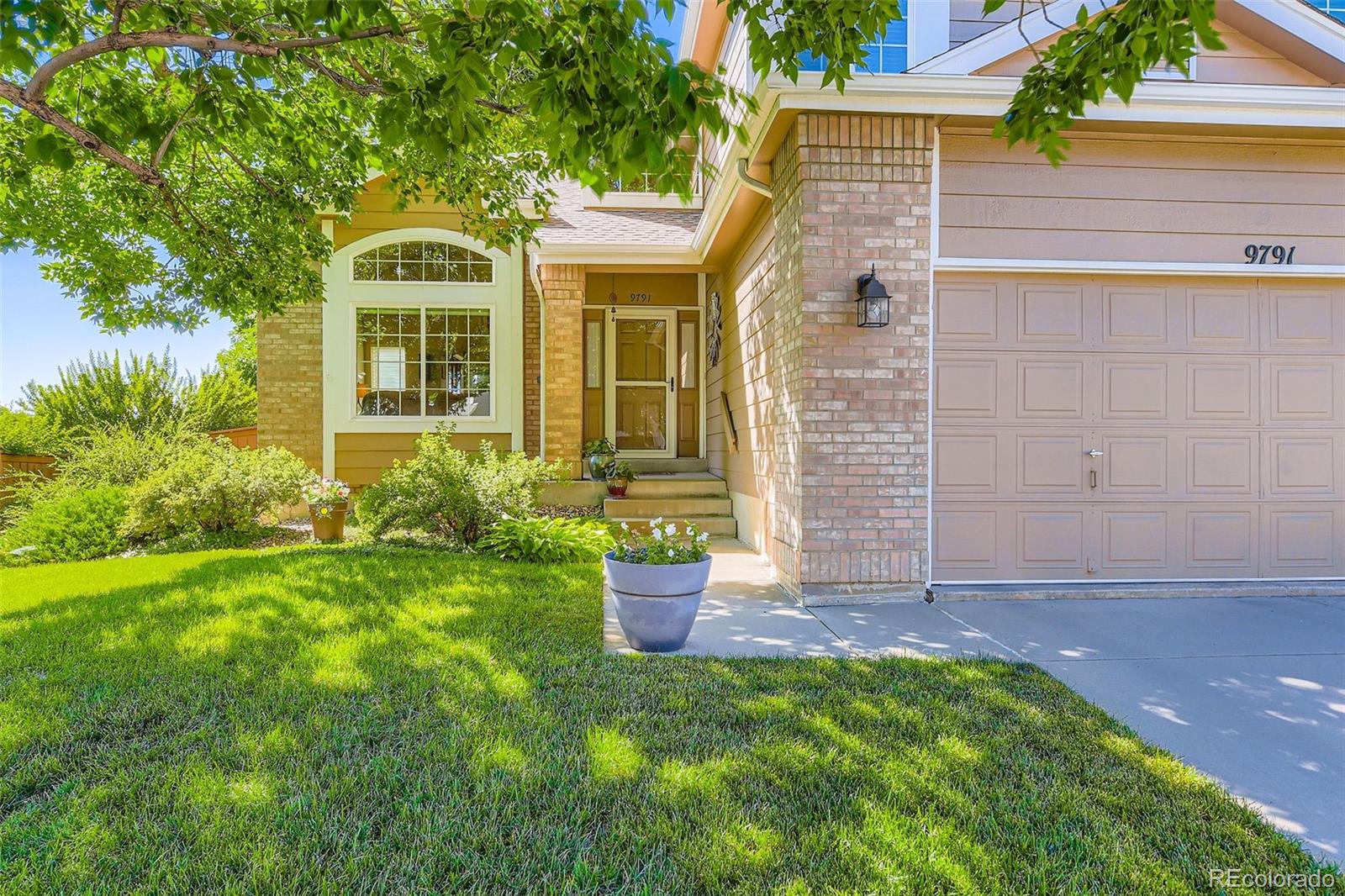 MLS Image #2 for 9791  sterling drive,highlands ranch, Colorado