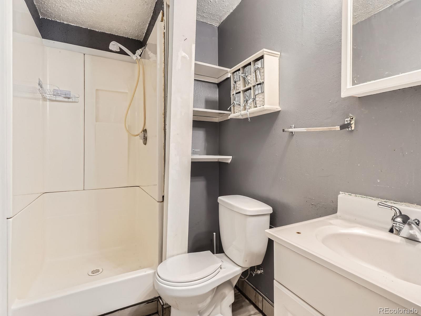 MLS Image #24 for 1990 s helena street,aurora, Colorado