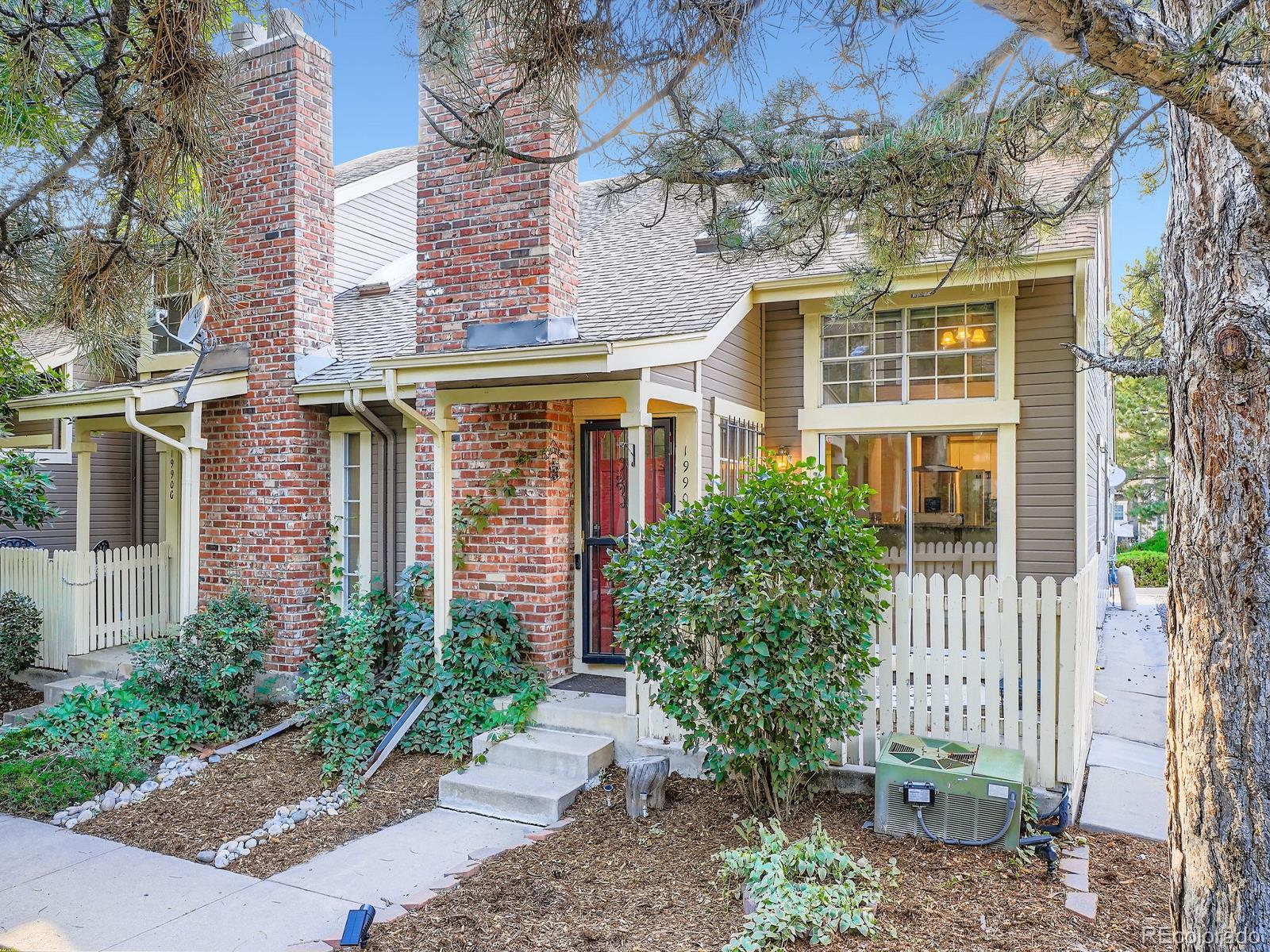MLS Image #4 for 1990 s helena street,aurora, Colorado