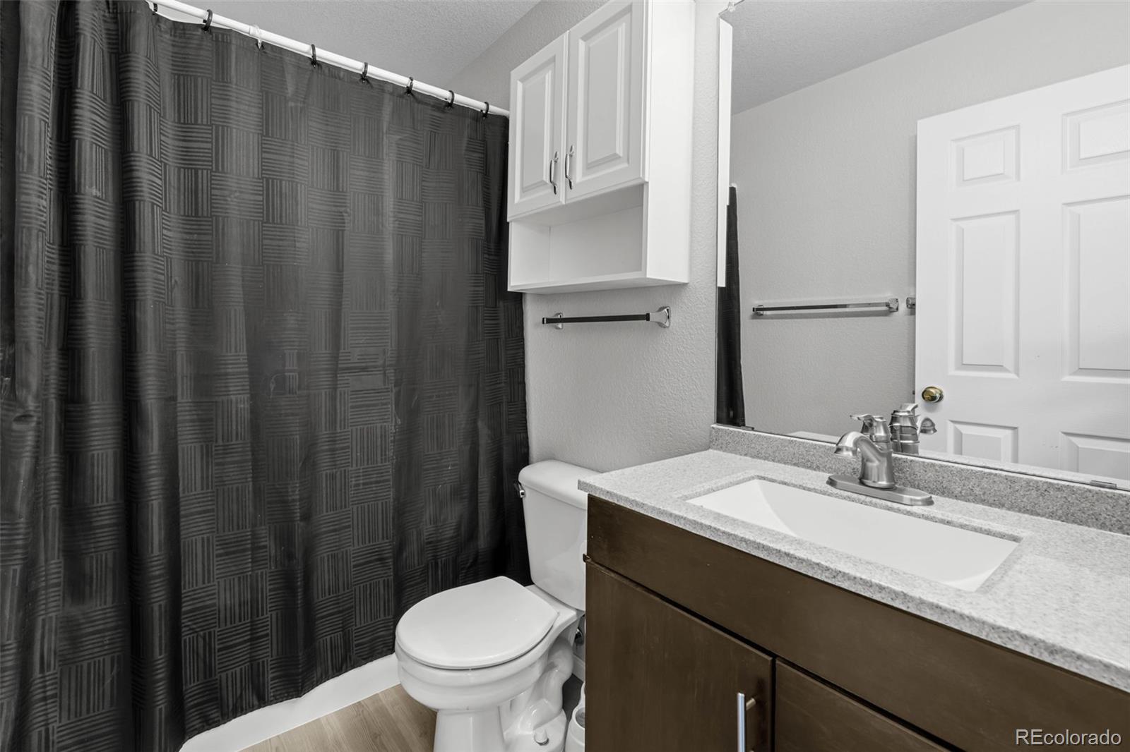 MLS Image #10 for 3803 w kenyon avenue,denver, Colorado