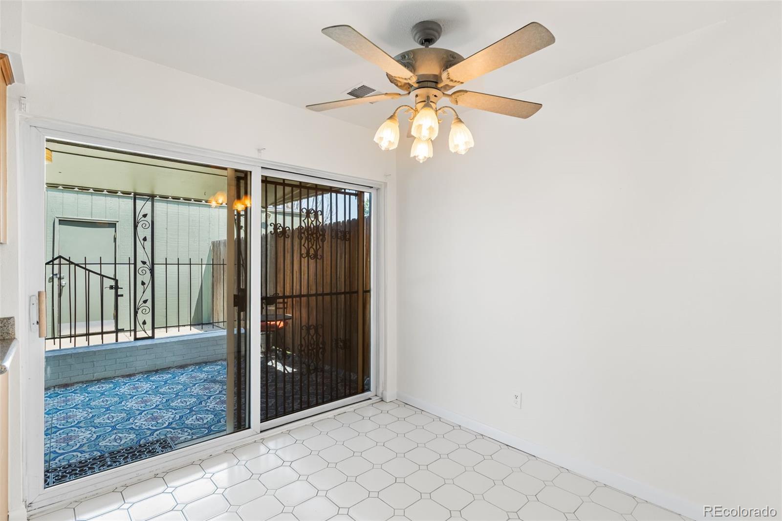 MLS Image #11 for 10390  tumbleweed drive,thornton, Colorado