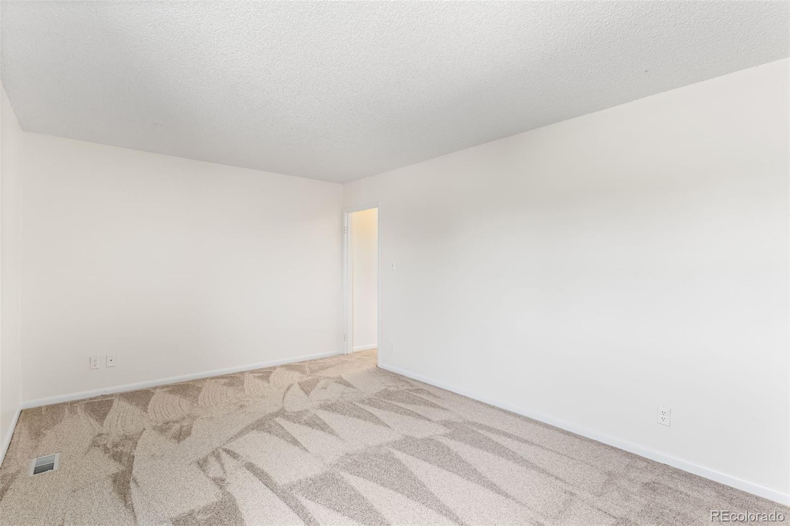MLS Image #18 for 10390  tumbleweed drive,thornton, Colorado