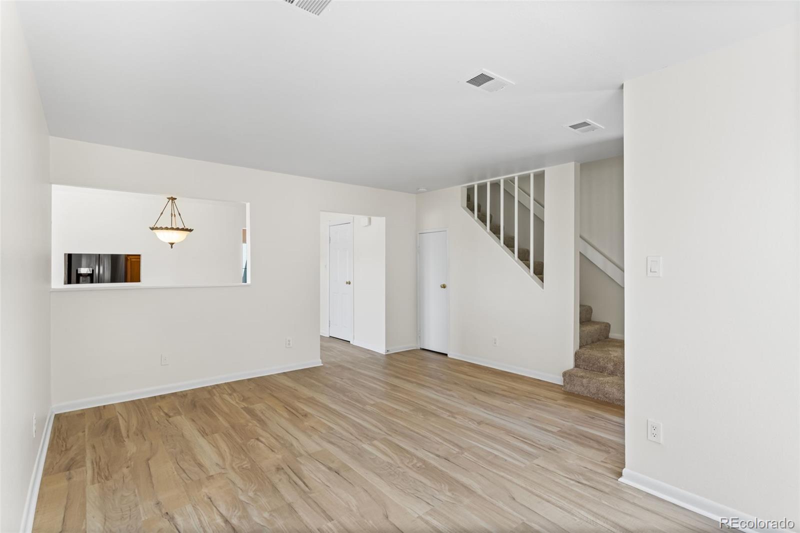 MLS Image #4 for 10390  tumbleweed drive,thornton, Colorado