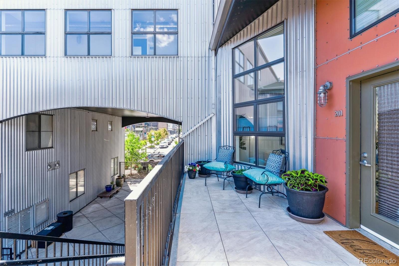 MLS Image #19 for 3195  blake street,denver, Colorado
