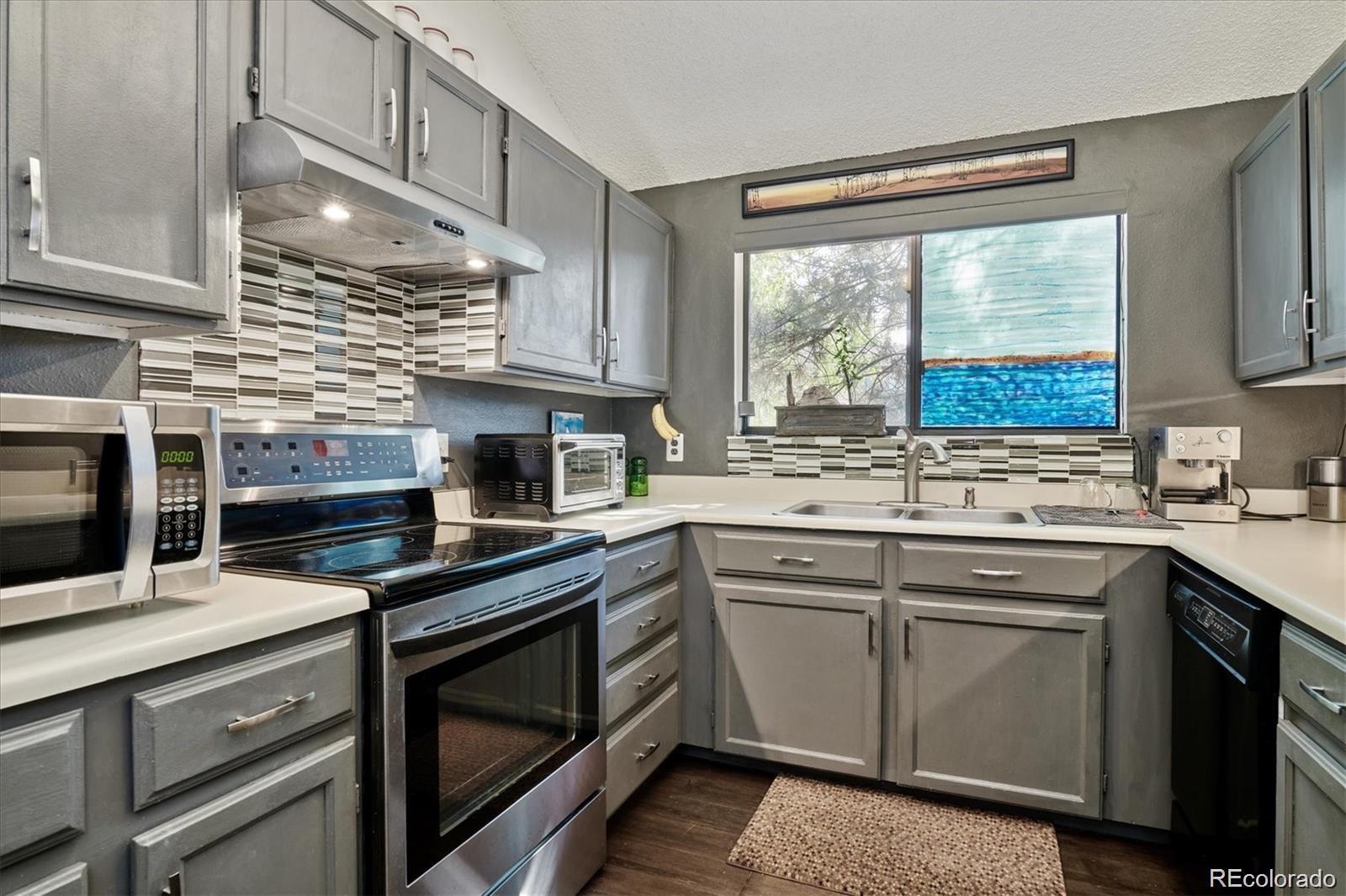 MLS Image #1 for 220  wright street 302,lakewood, Colorado