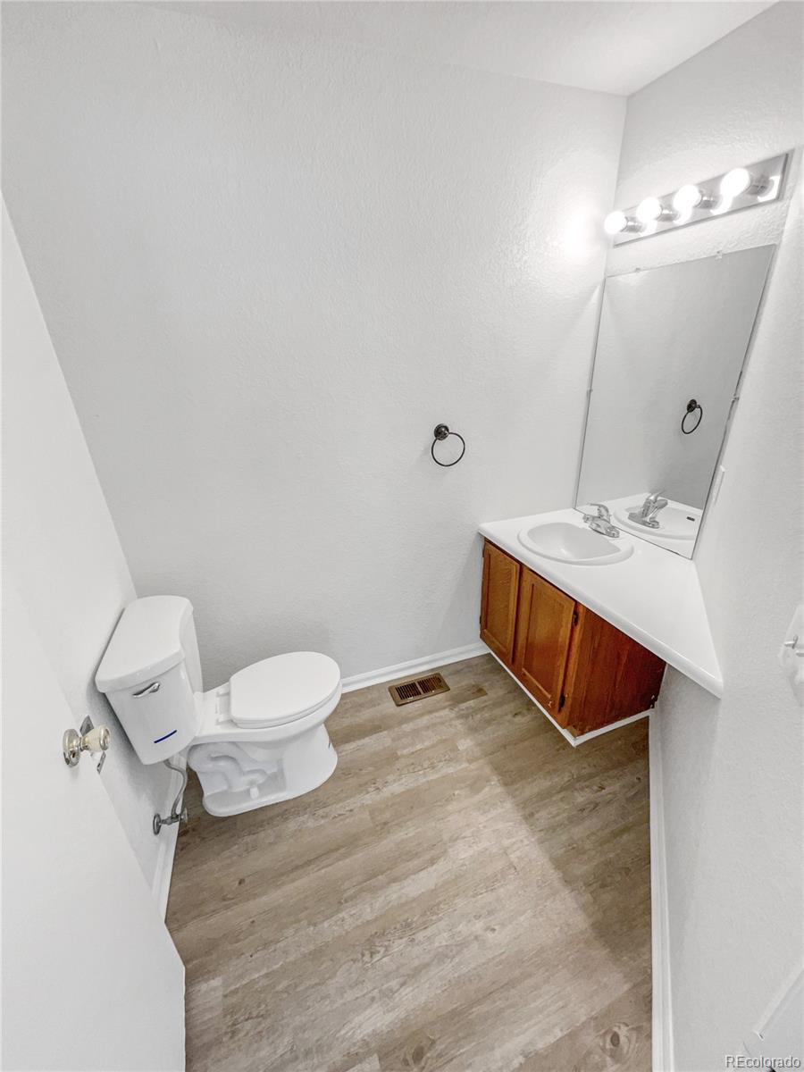 MLS Image #14 for 19093 e linvale place,aurora, Colorado