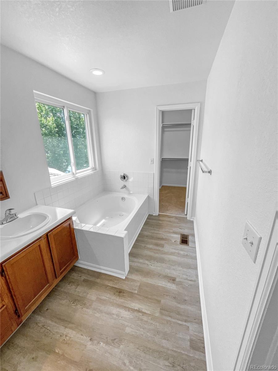 MLS Image #17 for 19093 e linvale place,aurora, Colorado