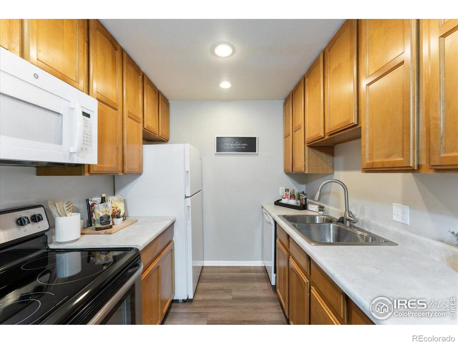 MLS Image #10 for 512 e monroe drive,fort collins, Colorado