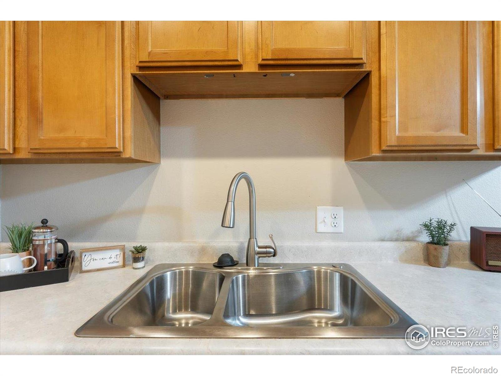 MLS Image #11 for 512 e monroe drive,fort collins, Colorado