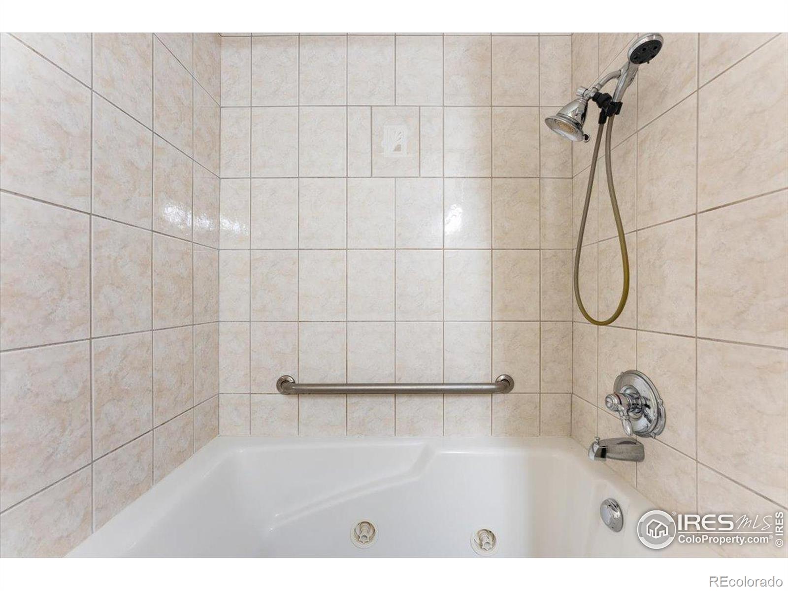 MLS Image #20 for 512 e monroe drive,fort collins, Colorado