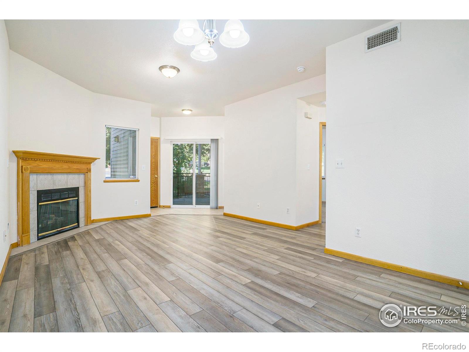 MLS Image #1 for 950  52nd ave ct,greeley, Colorado