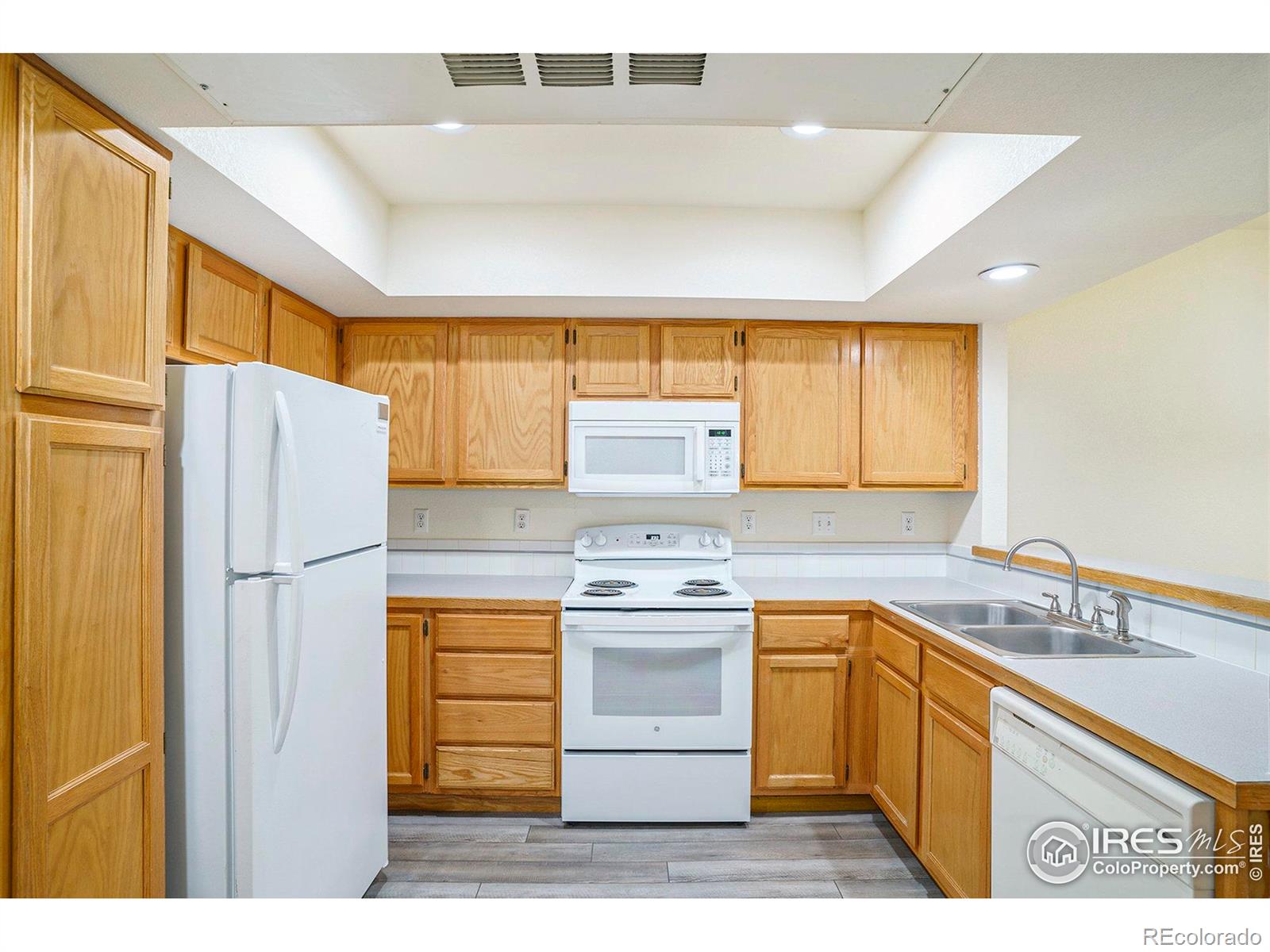 MLS Image #5 for 950  52nd ave ct,greeley, Colorado