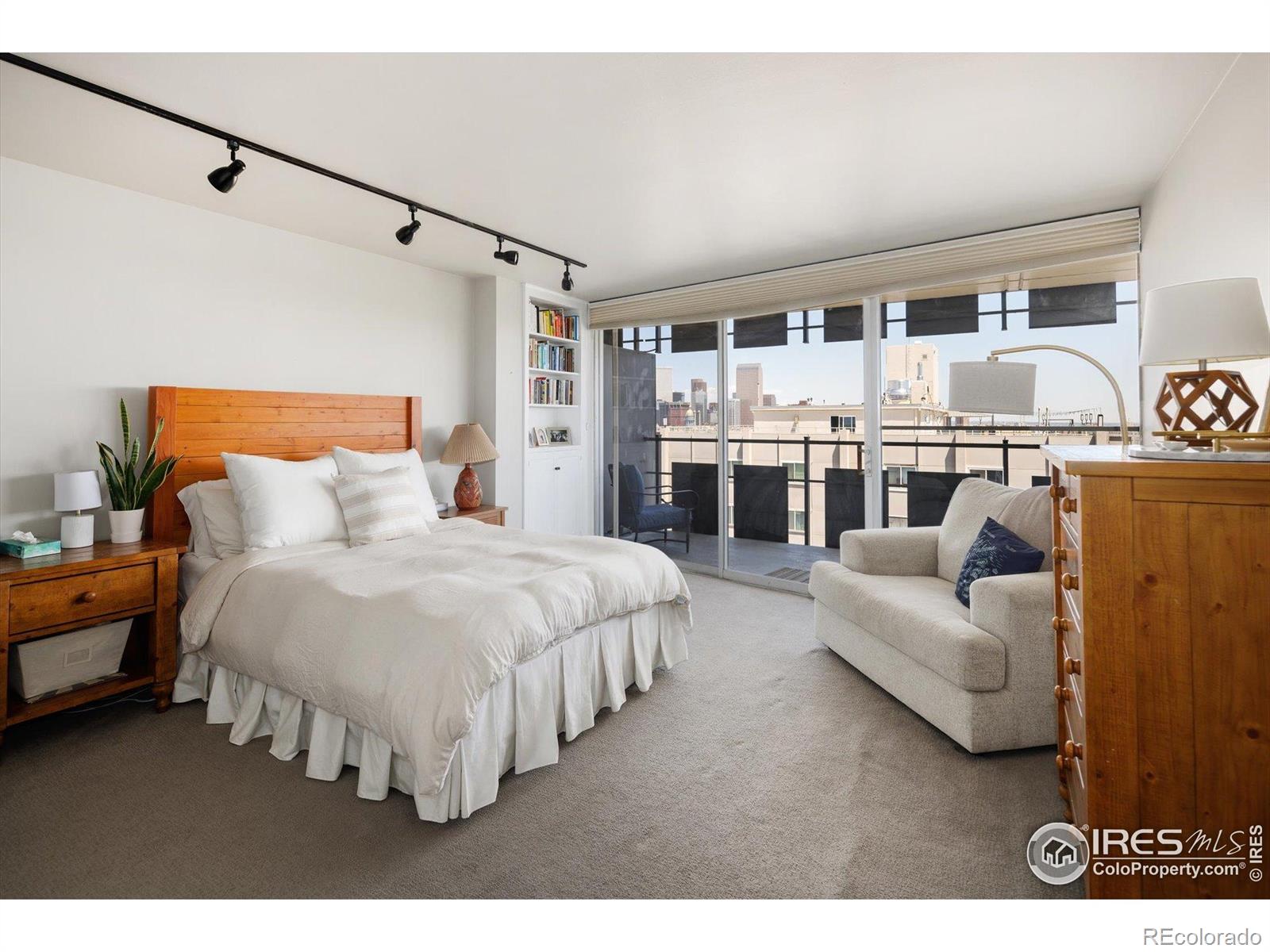 MLS Image #11 for 790 n washington street,denver, Colorado