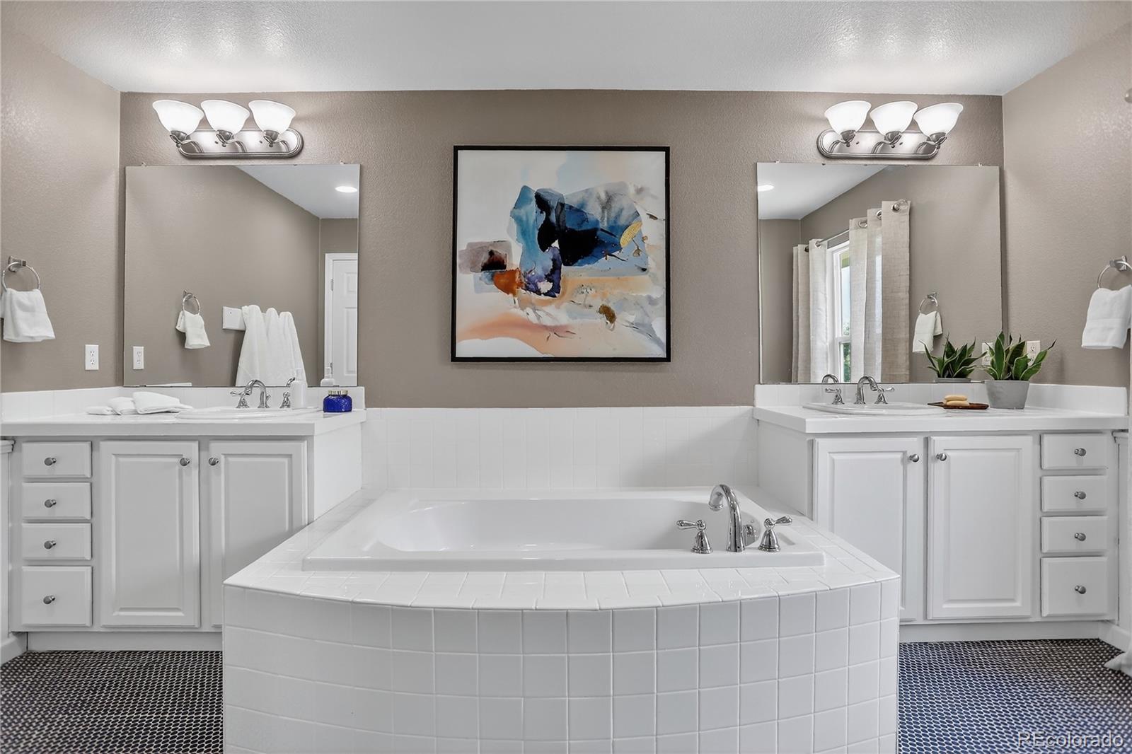 MLS Image #19 for 8378  briar trace way,castle pines, Colorado