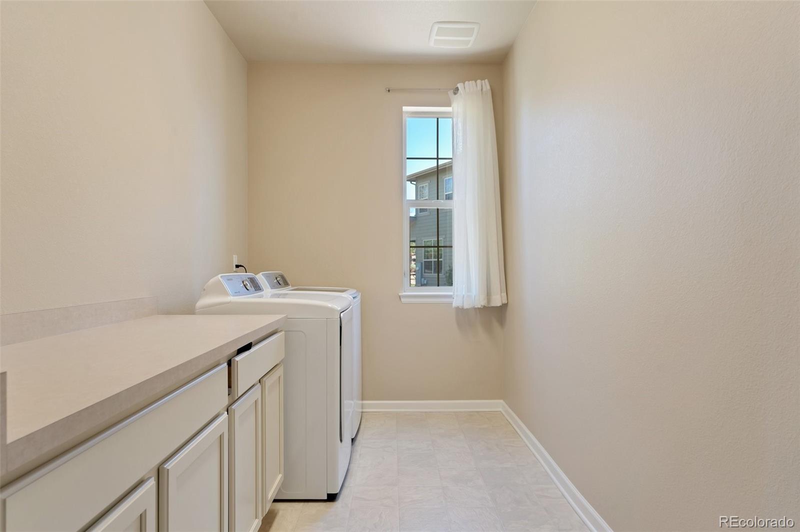 MLS Image #12 for 13699  pecos loop,broomfield, Colorado