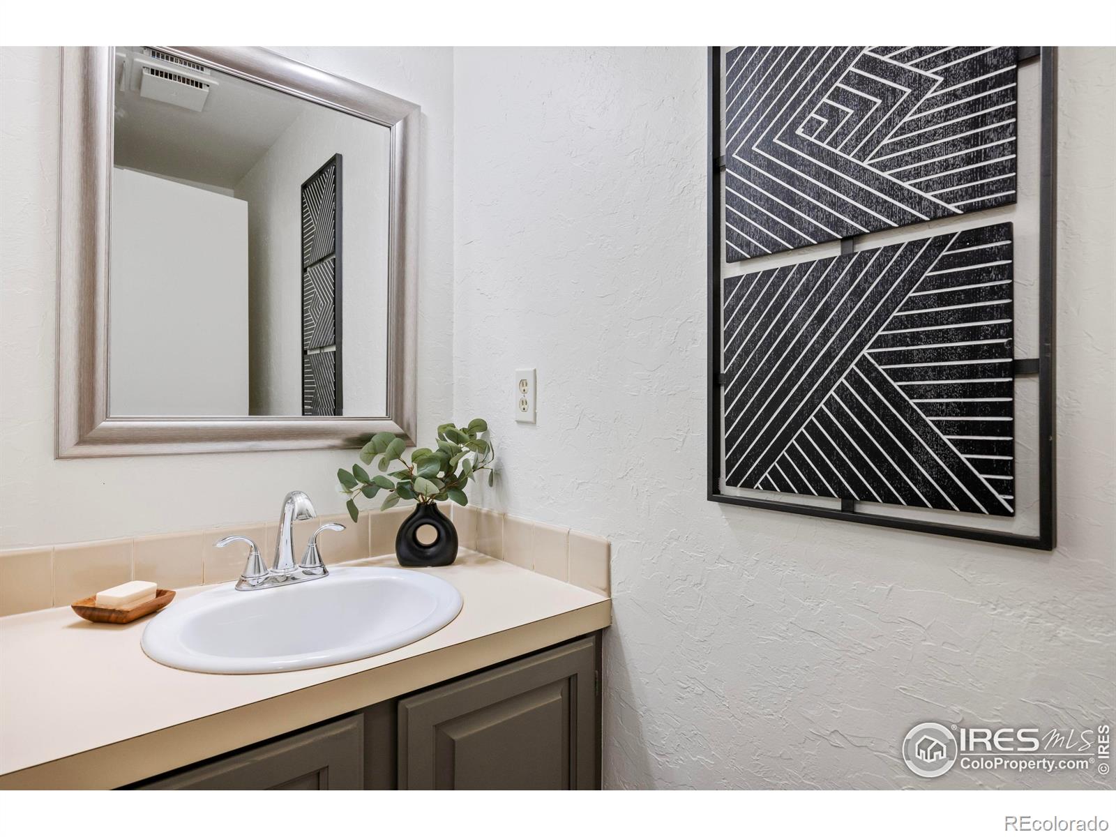 MLS Image #13 for 1220  solstice lane,fort collins, Colorado
