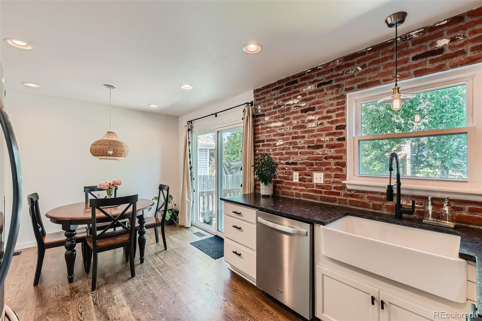 MLS Image #10 for 3955 s nucla street,aurora, Colorado