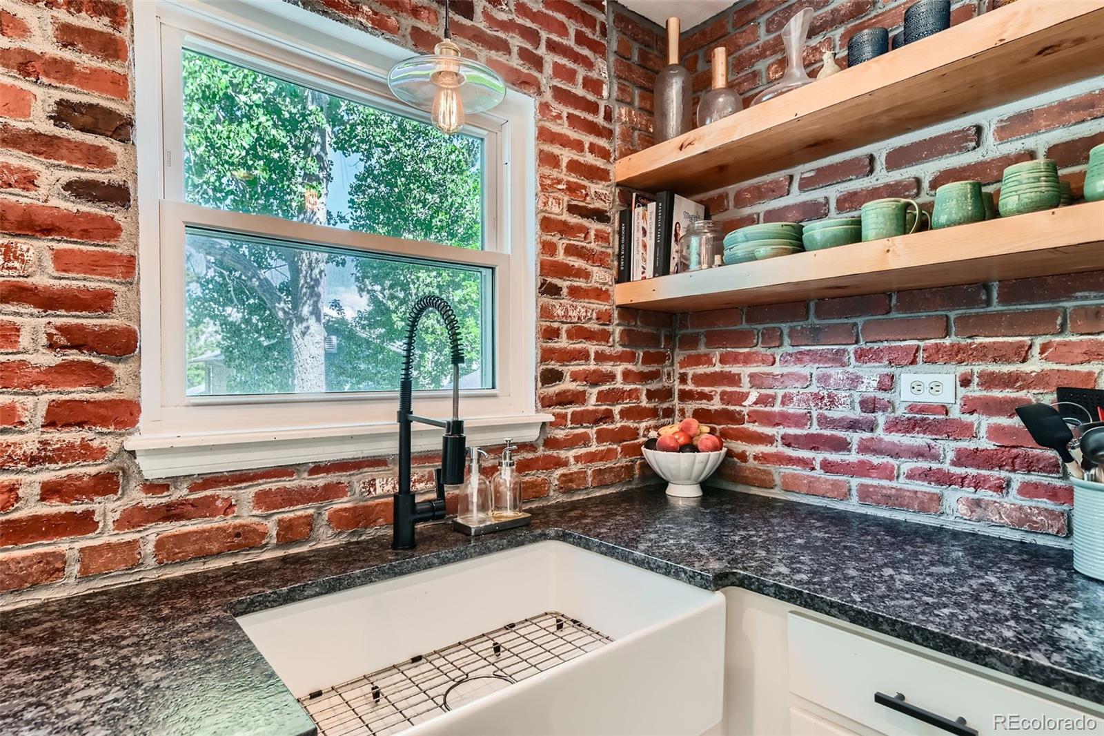 MLS Image #11 for 3955 s nucla street,aurora, Colorado