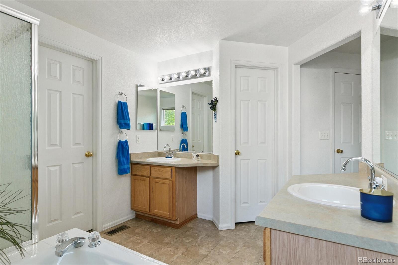 MLS Image #18 for 11217 w 55th lane,arvada, Colorado