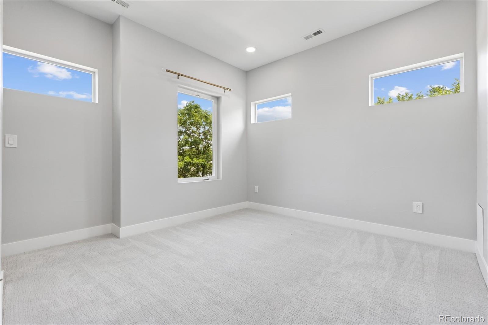 MLS Image #10 for 2111 s franklin street,denver, Colorado