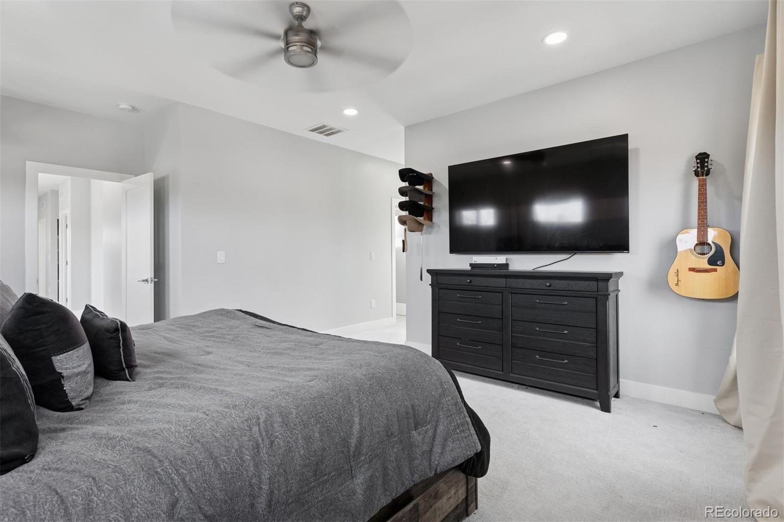 MLS Image #12 for 2111 s franklin street,denver, Colorado