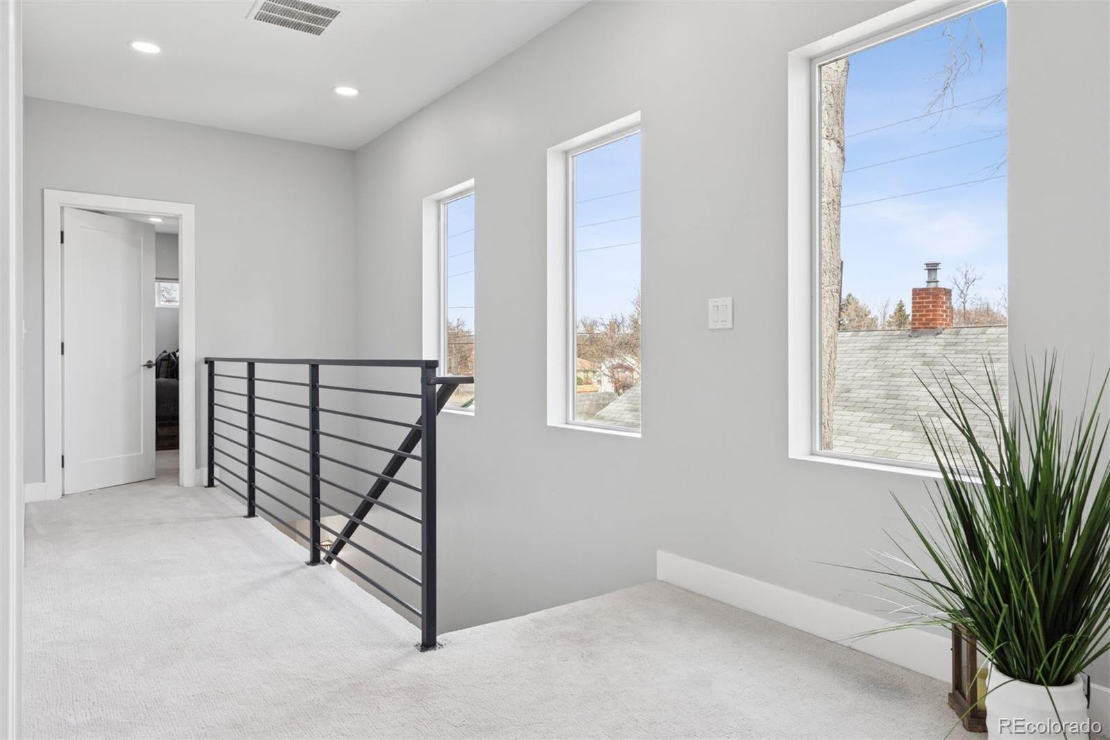 MLS Image #18 for 2111 s franklin street,denver, Colorado