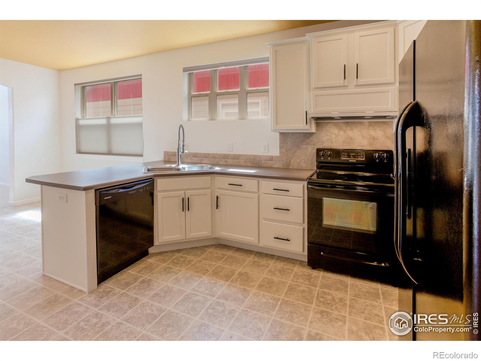 MLS Image #16 for 800  gateway park lane,berthoud, Colorado
