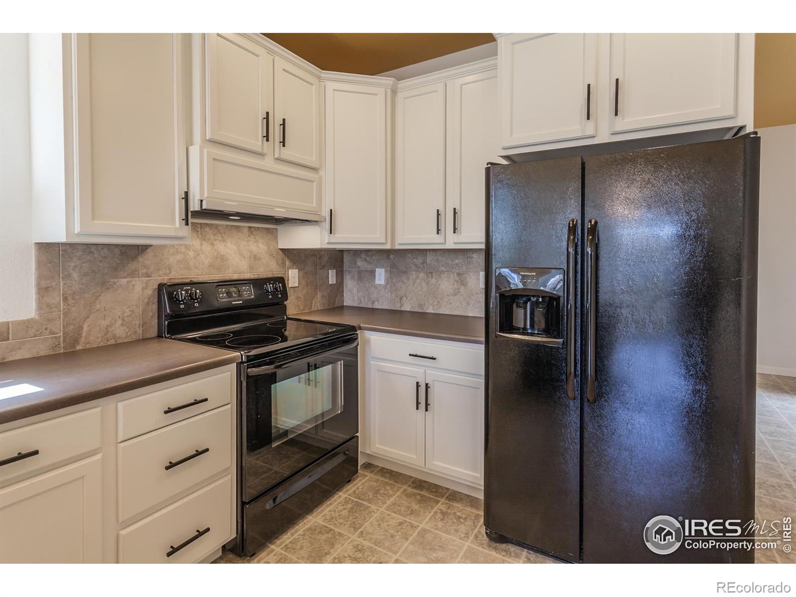 MLS Image #19 for 800  gateway park lane,berthoud, Colorado