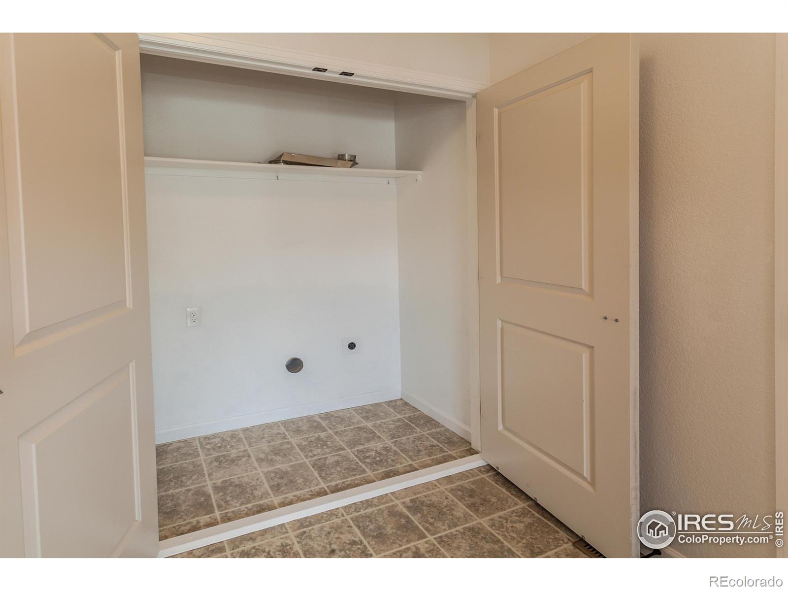 MLS Image #23 for 800  gateway park lane,berthoud, Colorado