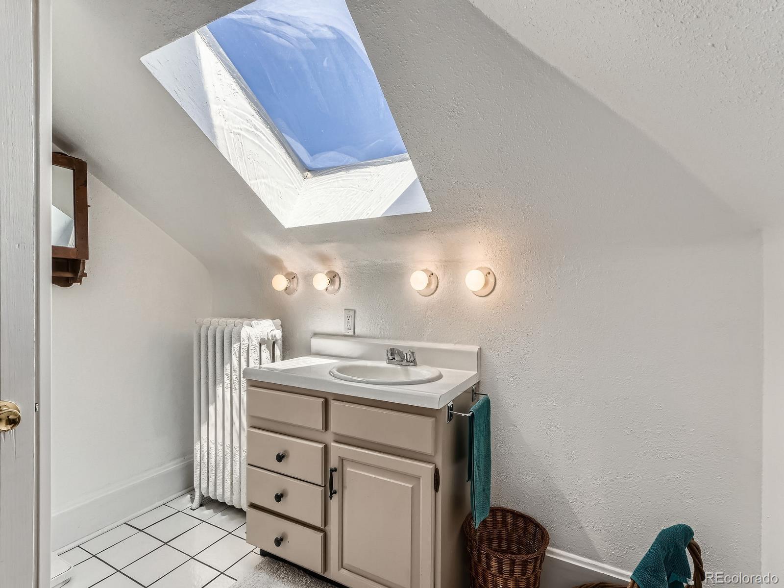 MLS Image #28 for 4045 e 19th avenue,denver, Colorado