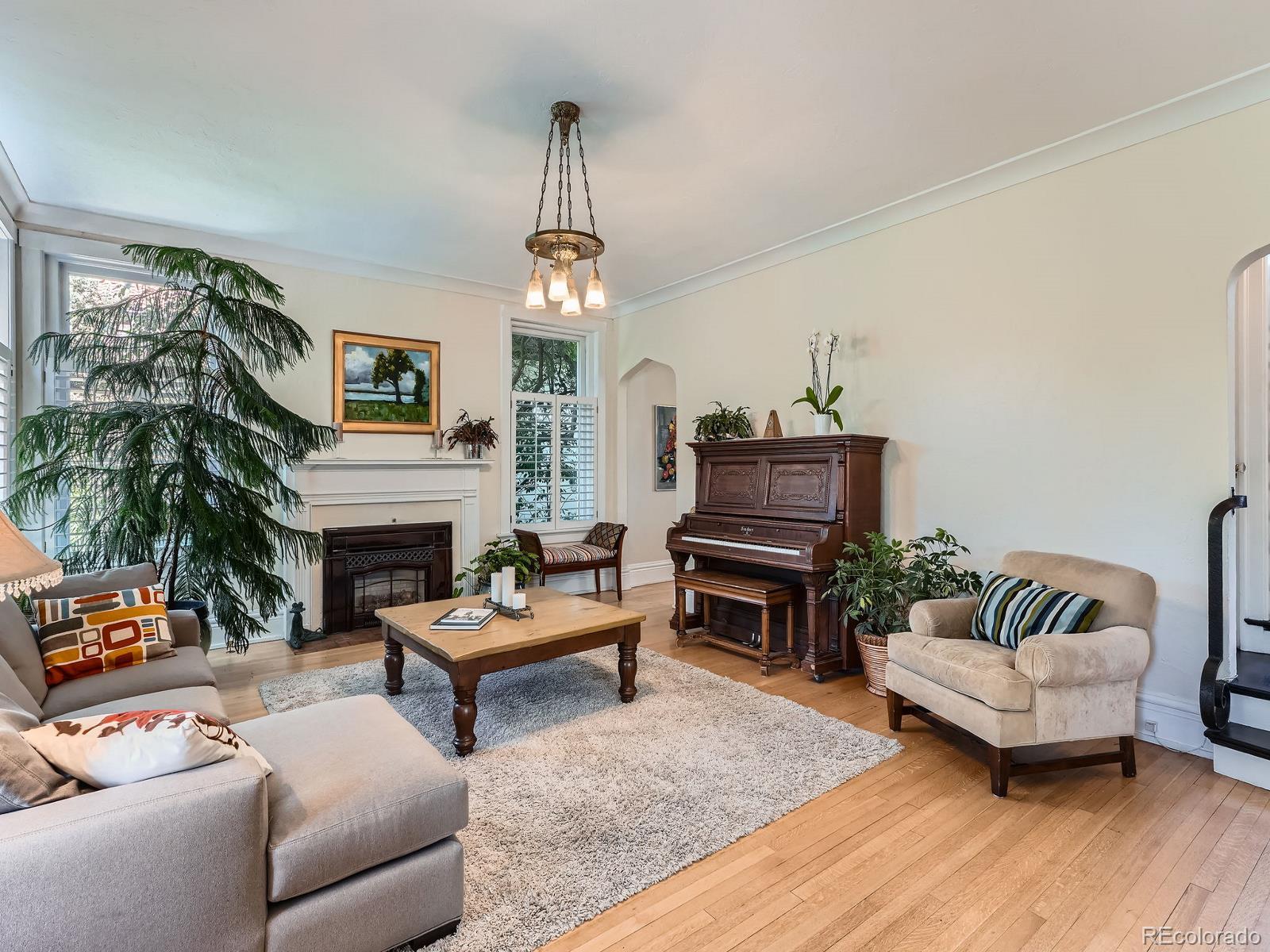 MLS Image #6 for 4045 e 19th avenue,denver, Colorado