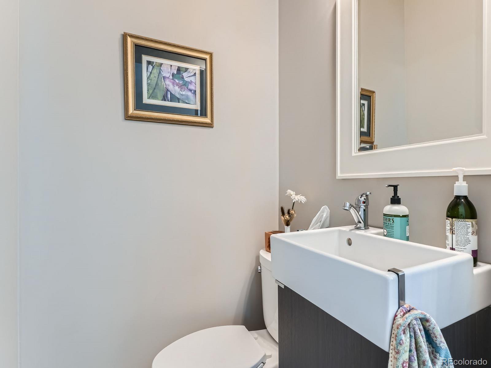 MLS Image #9 for 4045 e 19th avenue,denver, Colorado