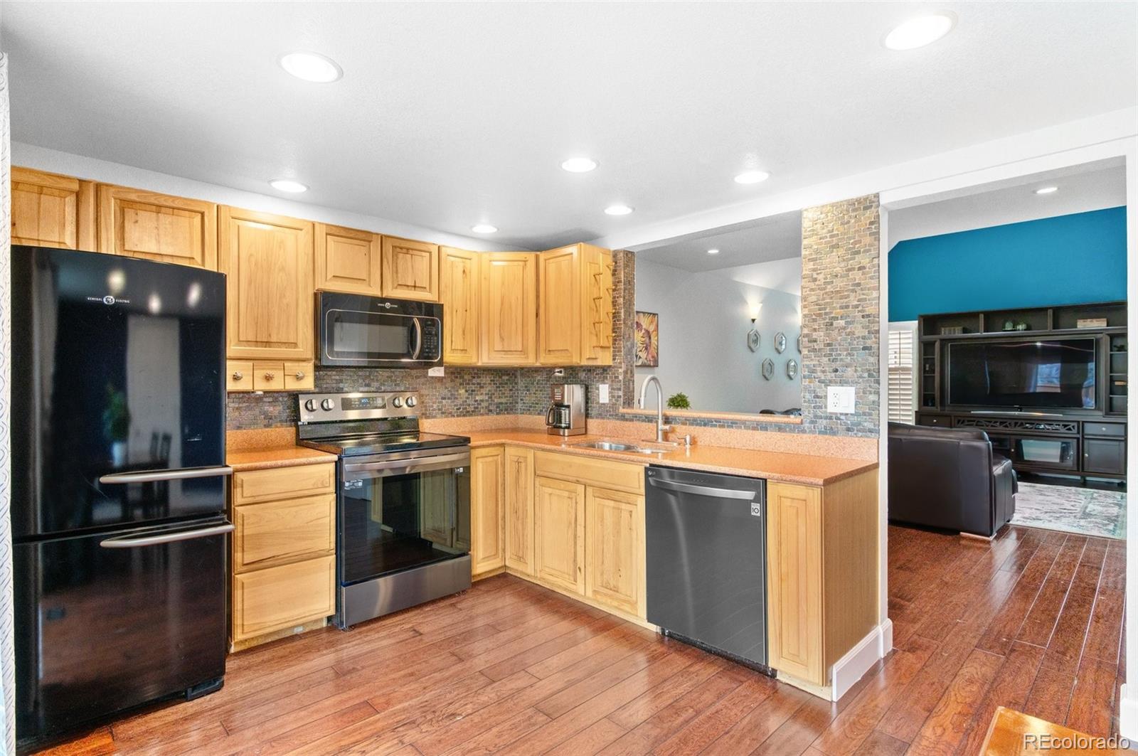 MLS Image #10 for 16841 e hialeah avenue,centennial, Colorado